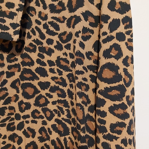 Like new Time and Tru animal print dress 👗 - Picture 4 of 6